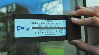 Mesure dEpaisseur Vitres et Lames dAir - BLET
