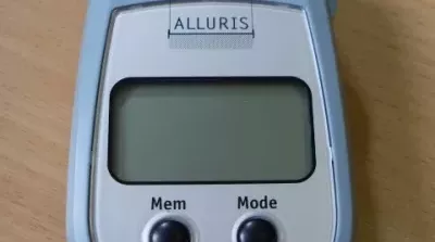 SMT 200CL - Tachymtre ALLURIS avec / sans contact